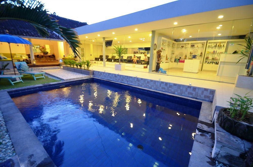 Elegant Villa Casabianca - Tropical Pool & Garden, Near Potato Head Beach Club! Seminyak Extérieur photo