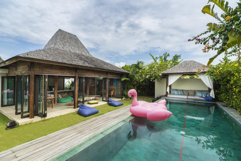 Elegant Villa Casabianca - Tropical Pool & Garden, Near Potato Head Beach Club! Seminyak Extérieur photo